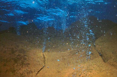 Bubbles from underwater volcano